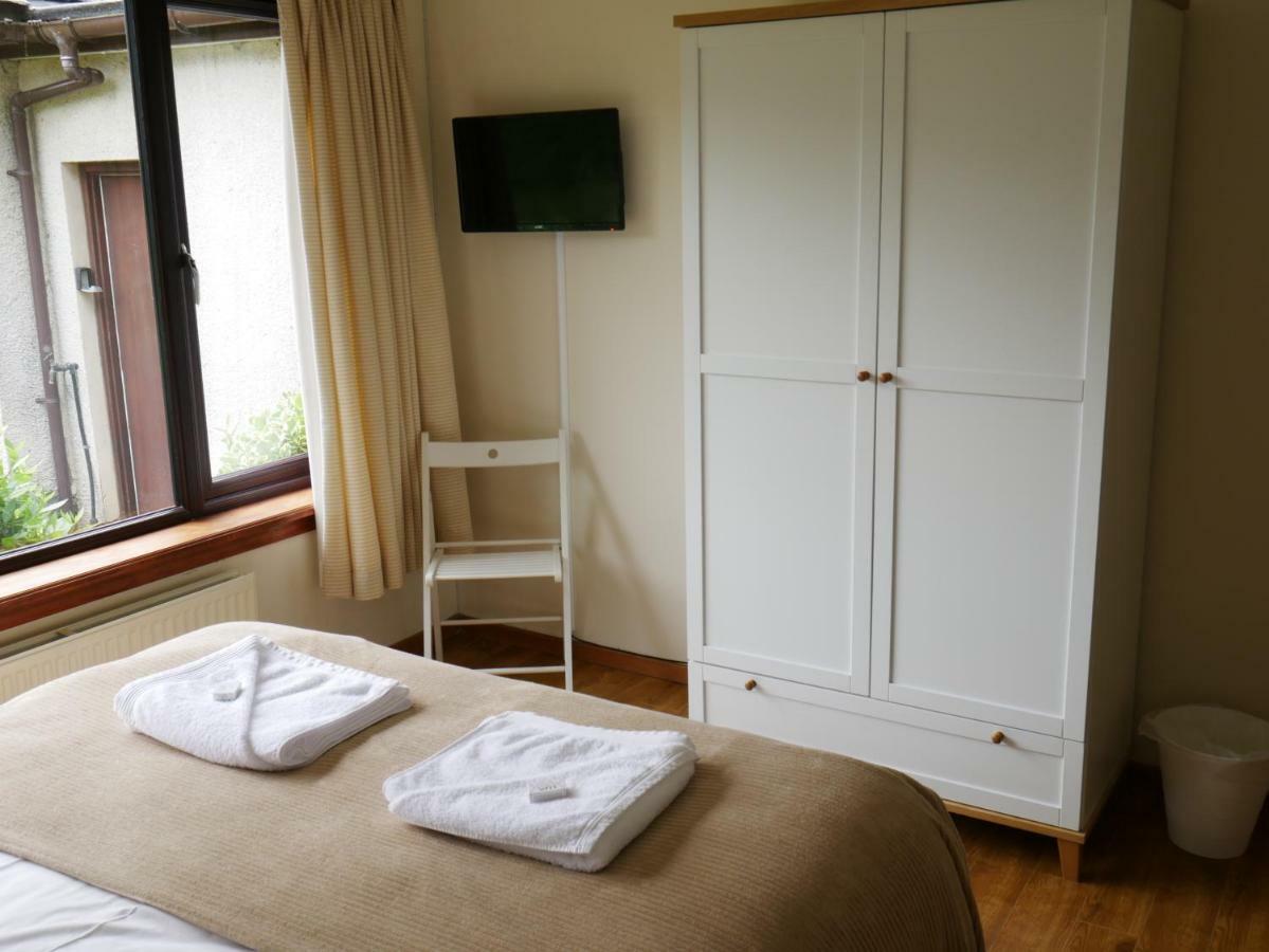 Shore House Tarbet Εξωτερικό φωτογραφία
